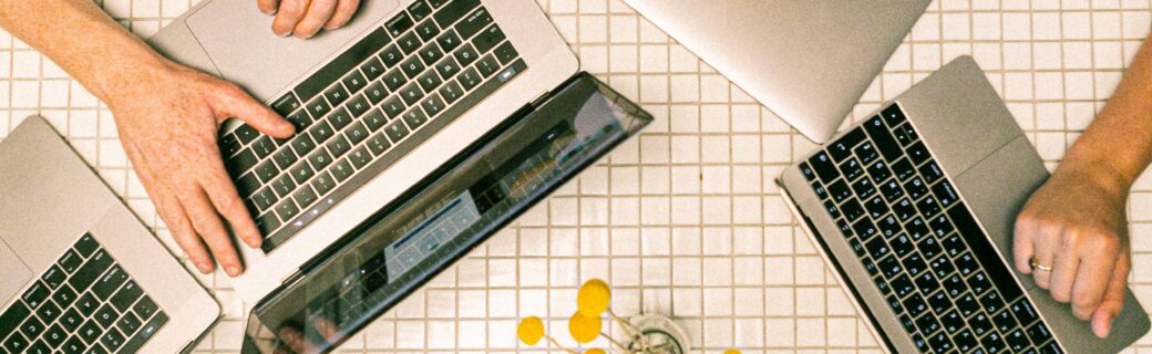 Odločno nasprotujemo omejevanju dostopa do družabnega spleta za mlade!