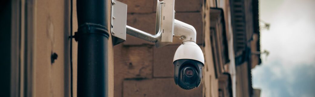 Ljubljanske kamere še vedno v temi: Državljan D z novo peticijo za transparenten videonadzor